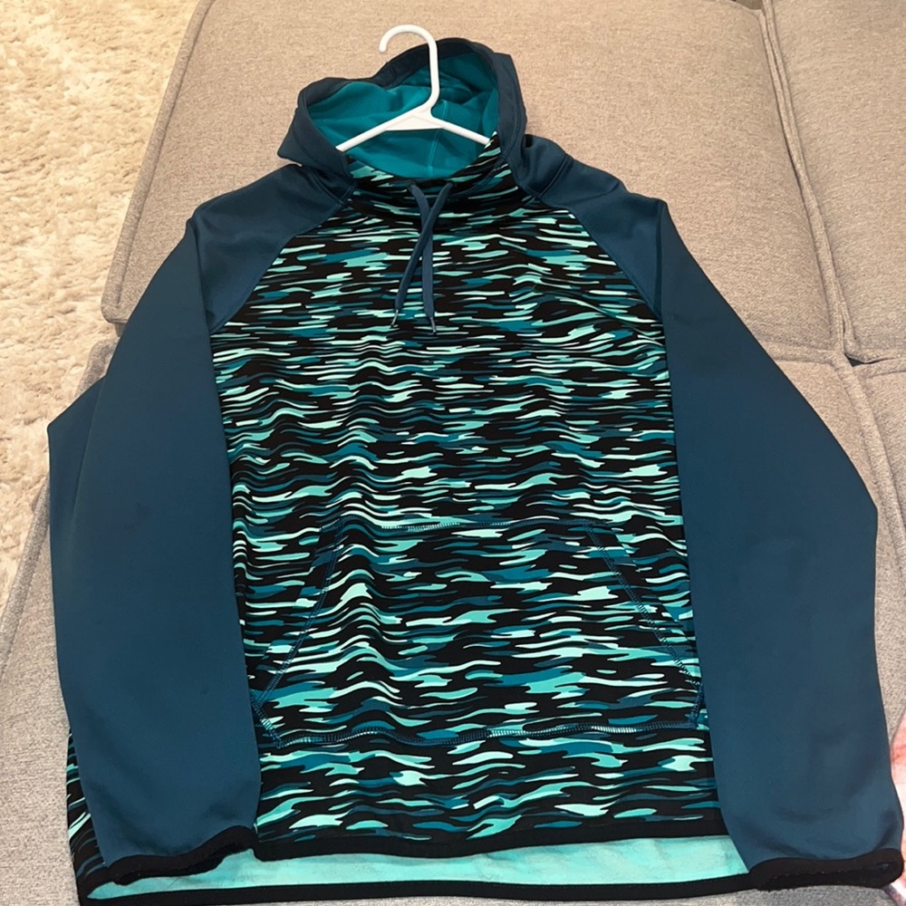 therma fit nike hoodie